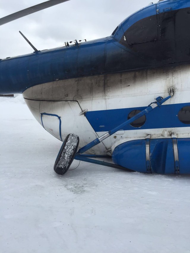 Mi-8 vid na stoiku.jpg